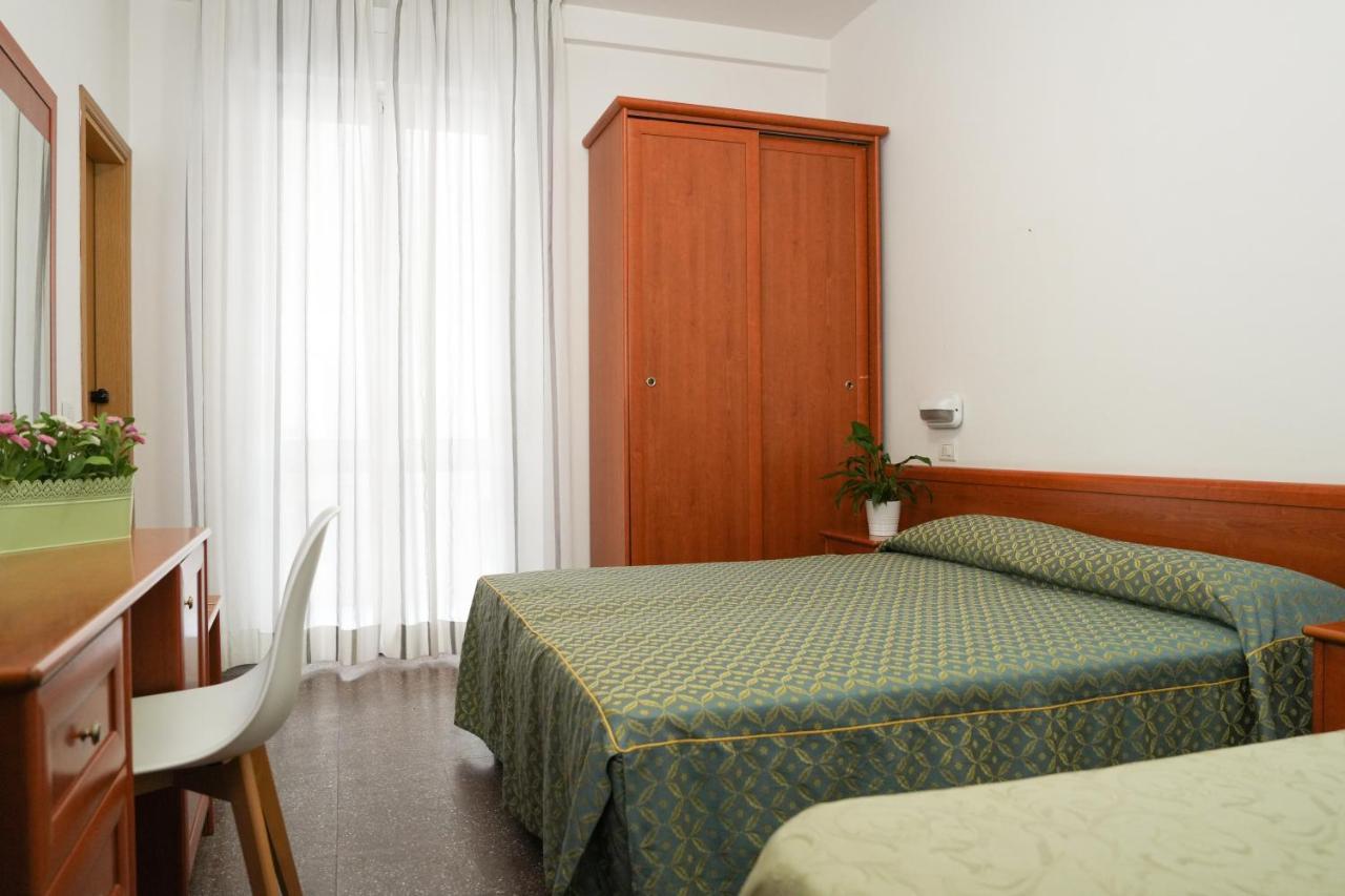 Hotel International Gabicce Mare Eksteriør bilde
