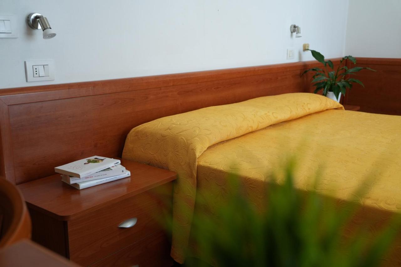 Hotel International Gabicce Mare Eksteriør bilde
