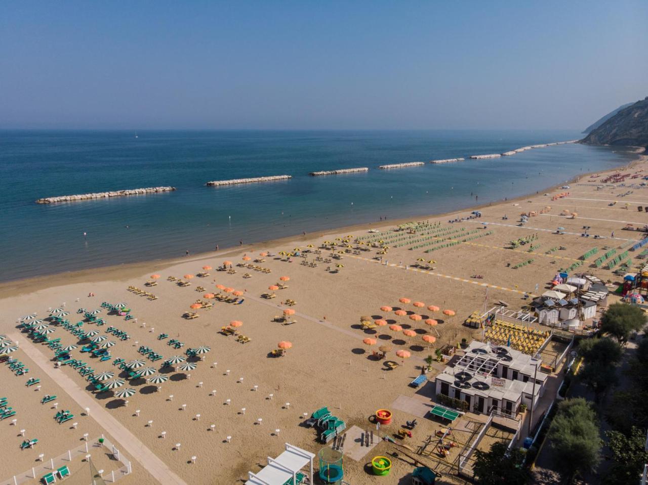 Hotel International Gabicce Mare Eksteriør bilde