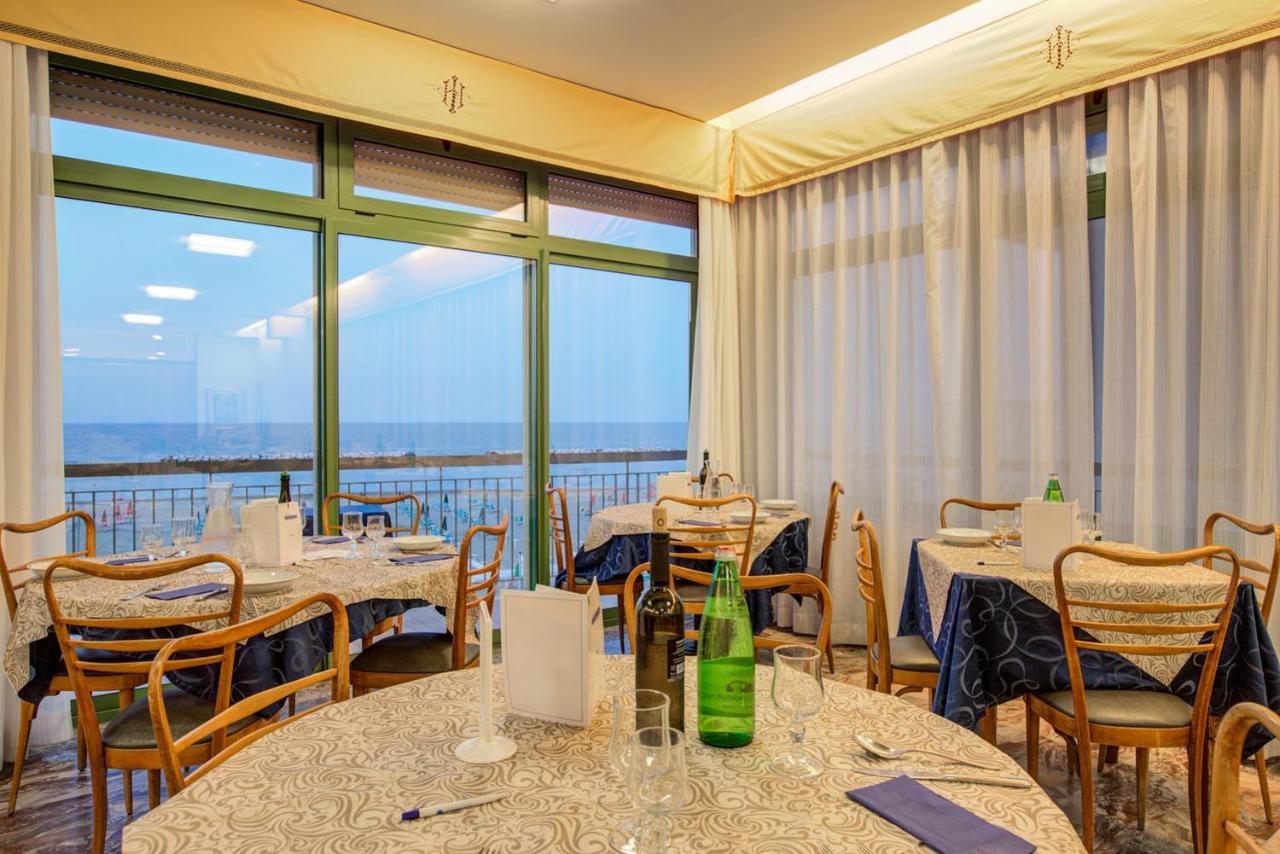 Hotel International Gabicce Mare Eksteriør bilde