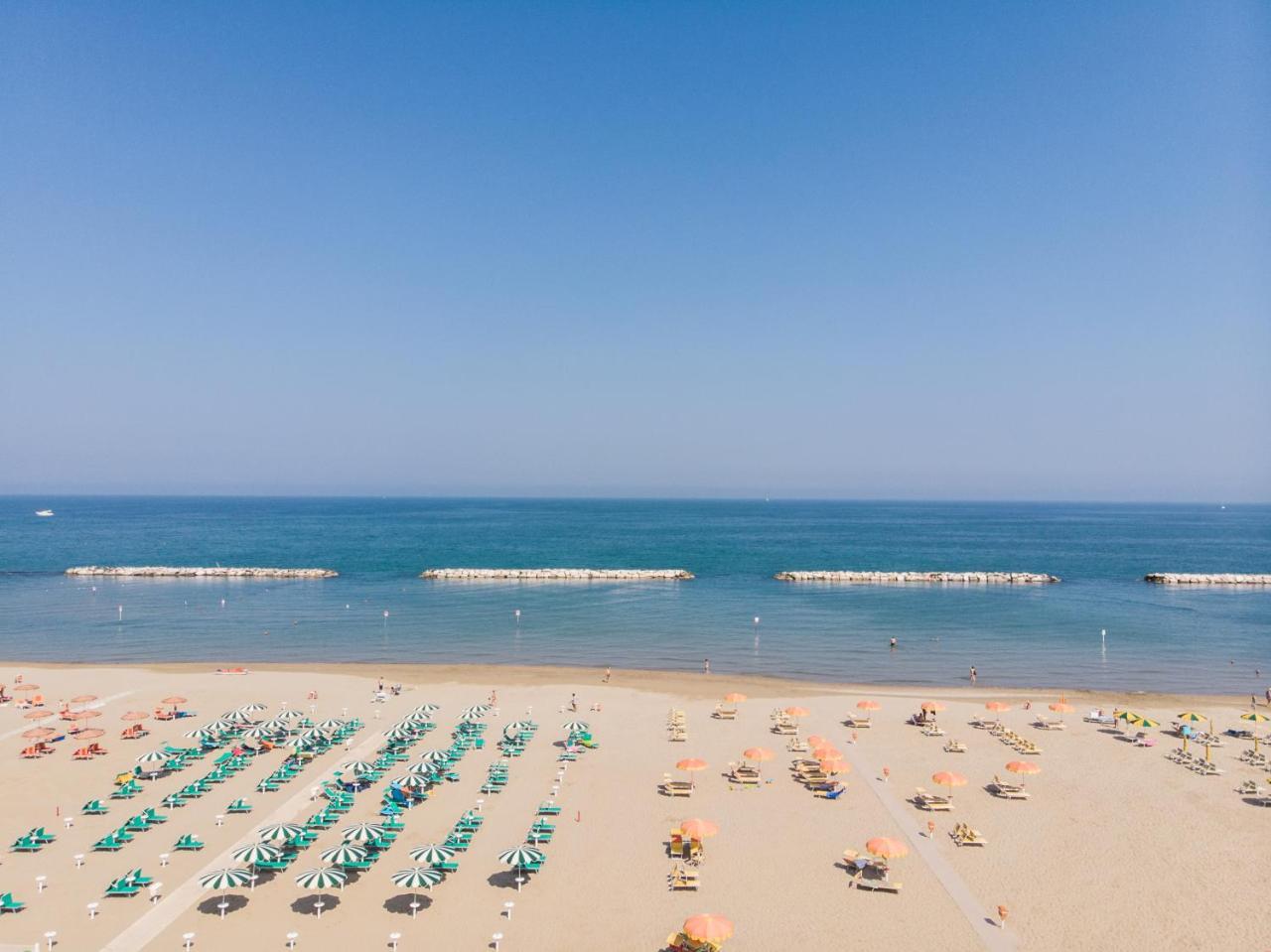 Hotel International Gabicce Mare Eksteriør bilde