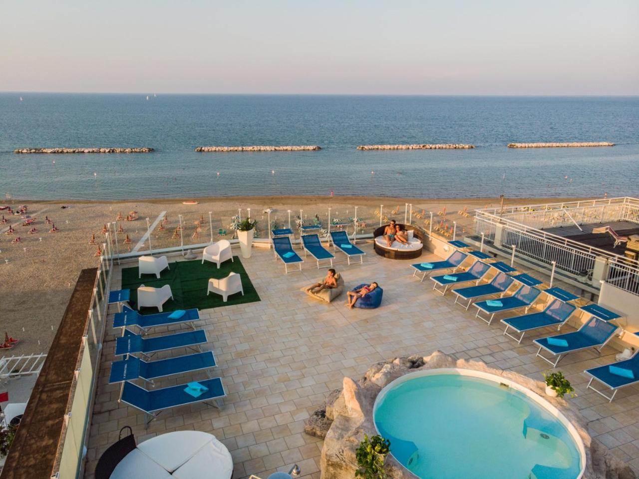 Hotel International Gabicce Mare Eksteriør bilde